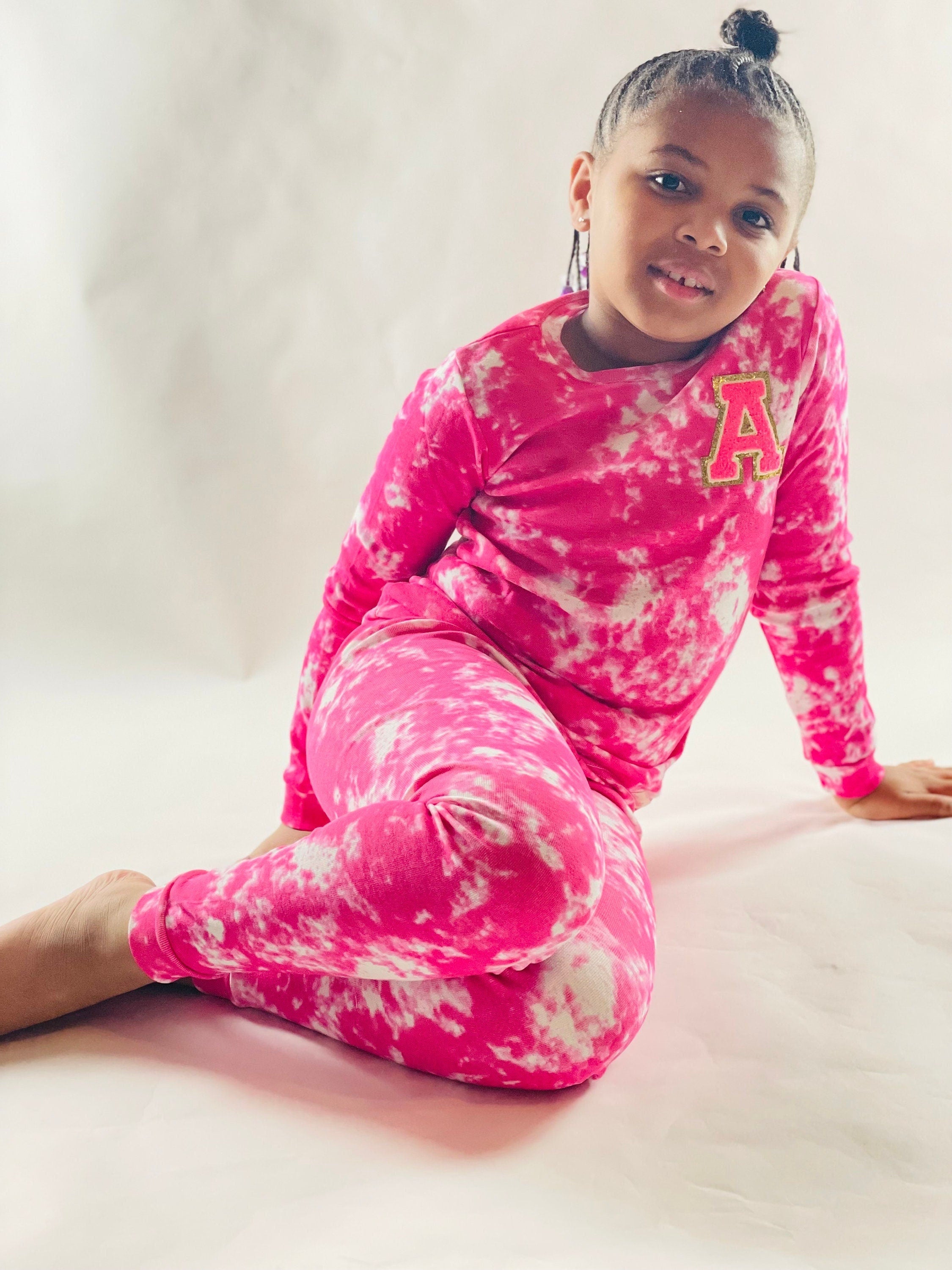 Kids Personalized Pajamas| Pajamas for Girl and Boys| Toddler Pajamas| Youth Pajamas| Gift| Sleepover| Slumber Party| Hot Pink| Tie Dye