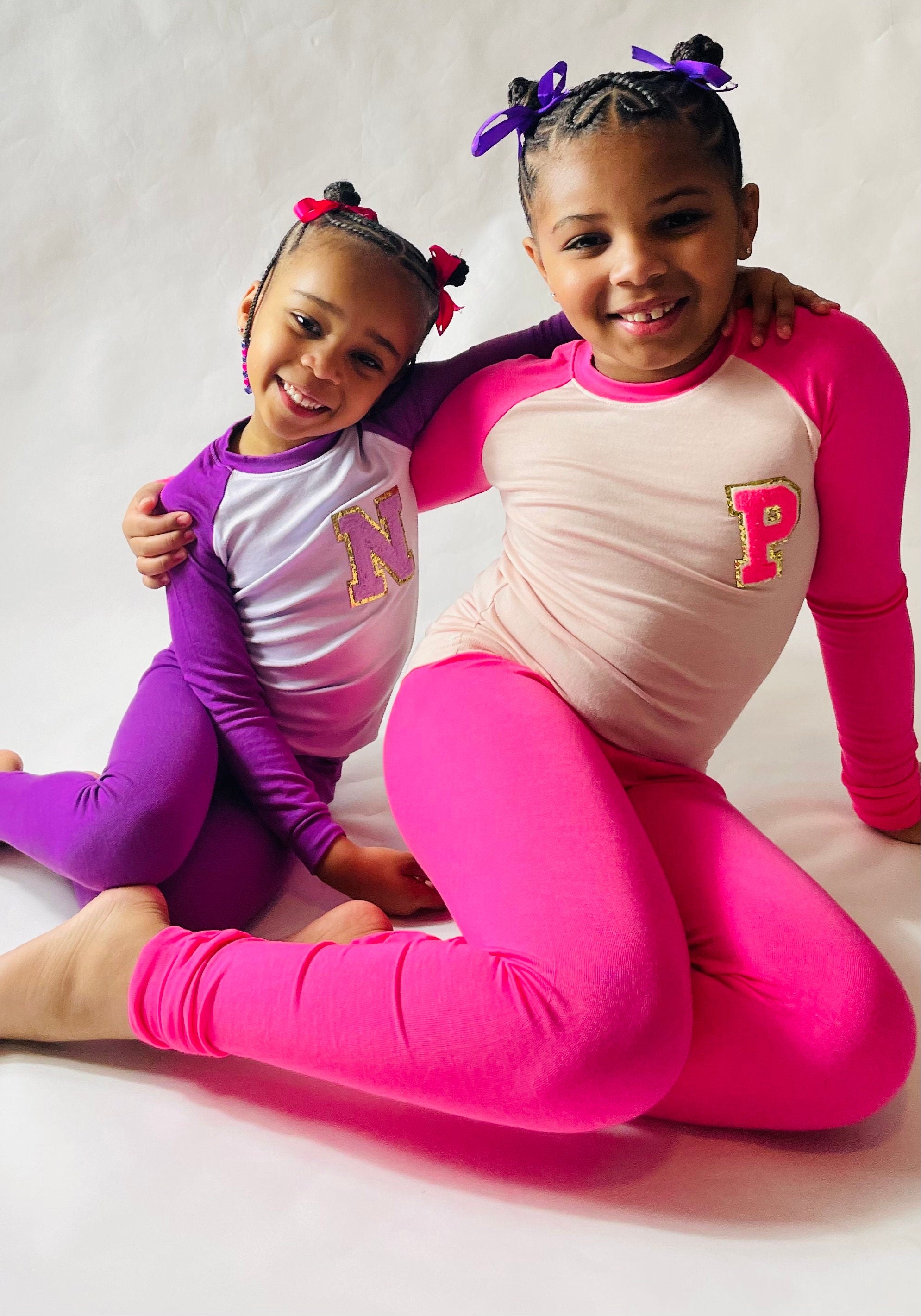 Kids Personalized Pajamas for Girls and Boys| Toddler Pajamas| Youth Pajamas| Birthday Gift| Slumber Party| Unisex| Pink| Purple| Initial